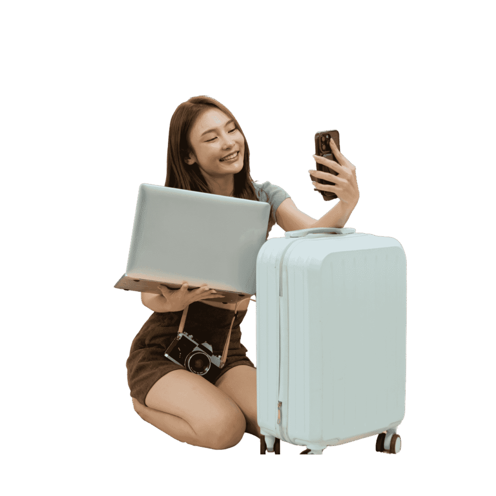 Sobre nosotros Routsify - Chica mirando el móvil de viaje