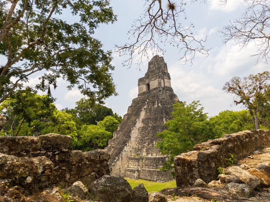Ruinas de Tikal al amanecer, Guatemala