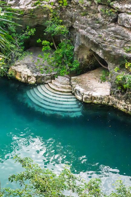 Yucatán en 10 días: cenotes, haciendas, ciudades coloniales y playa Cenote de aguas turquesas en Yucatán