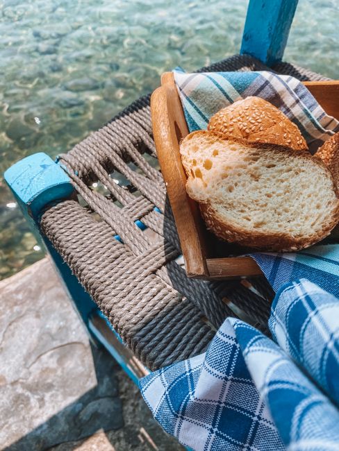 Platos y gastronomía en una isla griega