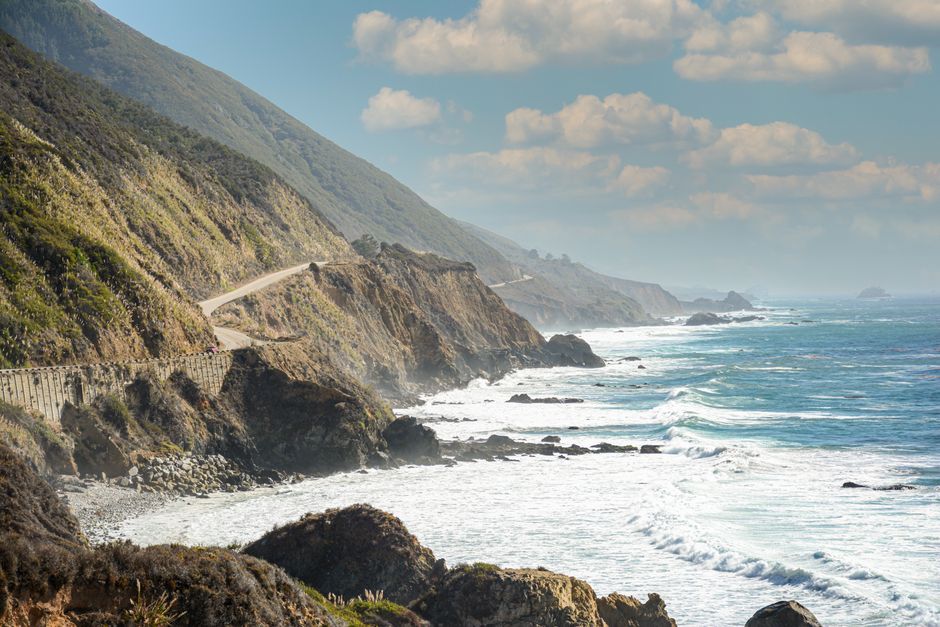 California en 10 días: ruta entre San Francisco, Big Sur y Los Ángeles Carretera costera de Big Sur en California, evocadora de la ruta California en 10 días